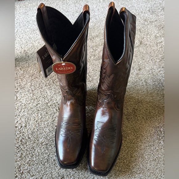 BNIB Laredo Men’s Cowboy Boots Leather Size 9.5 Dark Brown Lawton - Picture 2 of 8